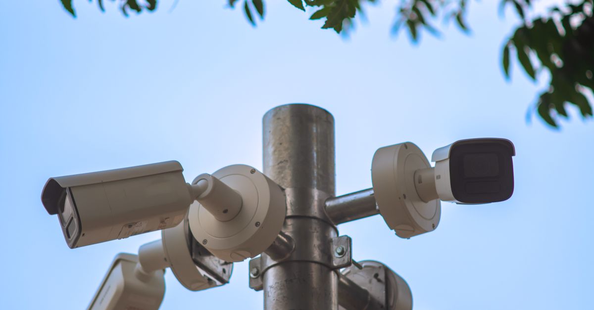 Diagnosing Common Faults in Security Cameras
